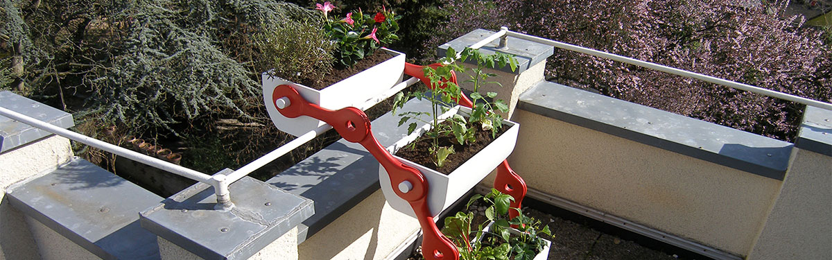 Balkon-Terrasse-Pflanzen-modulares-Pflanzsystem-Urbane-Landwirtschaft-Pflix